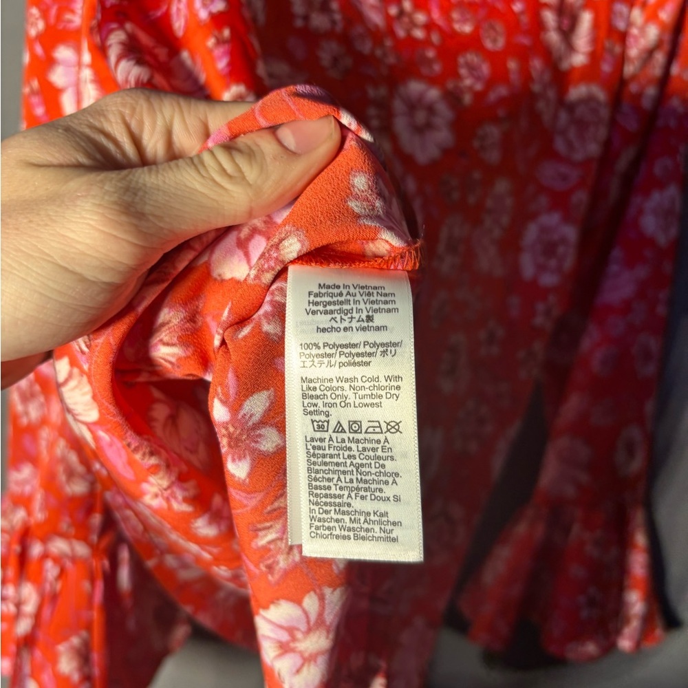 J.Crew Winter Garden Bell Sleeve Top in Poppy Fields Women’s Size Small - Picture 5 of 6